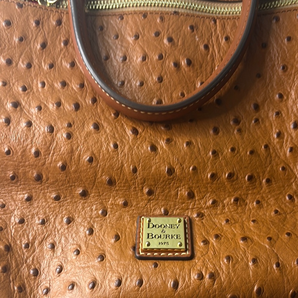 Dooney & Bourke Tan Leather Women's Bag